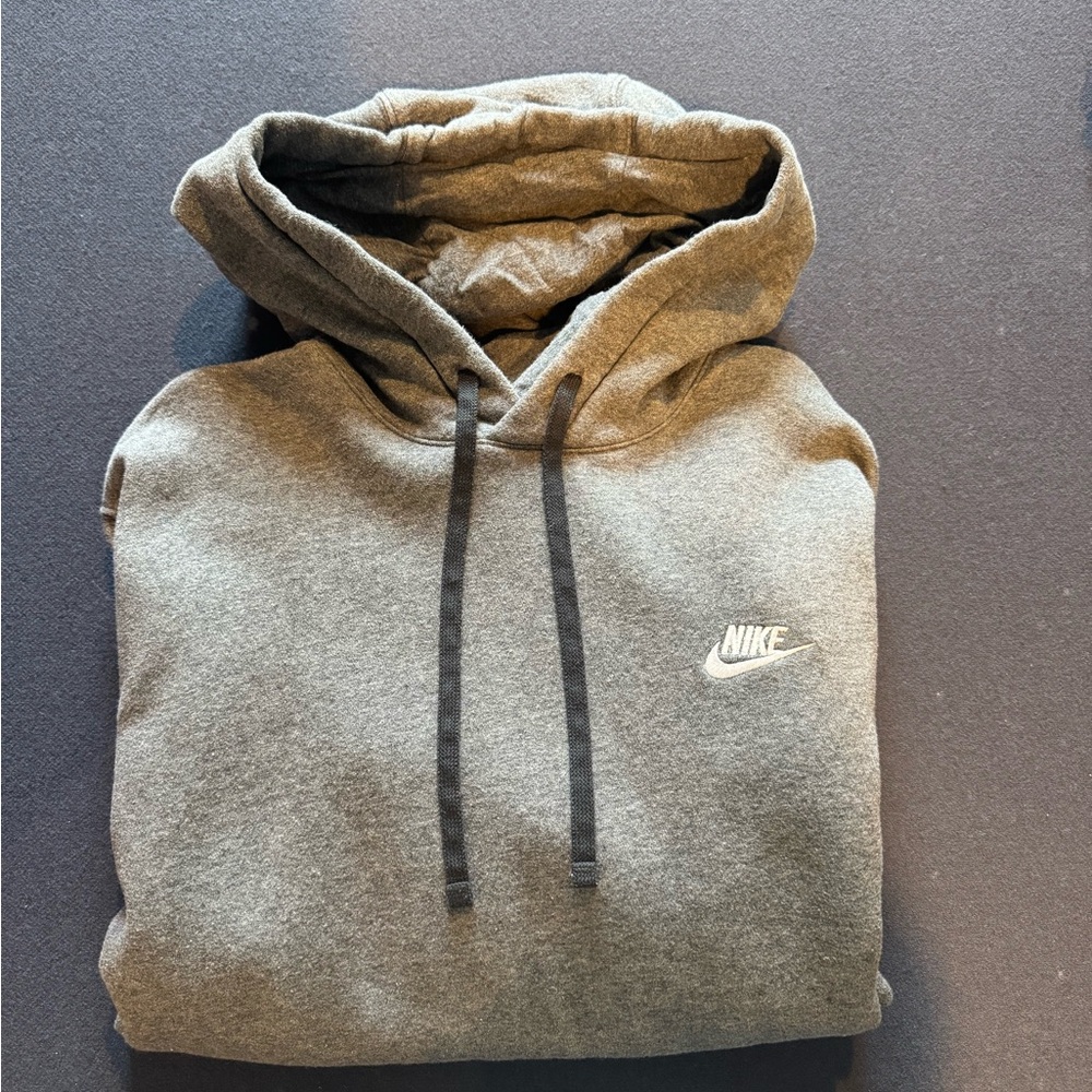 Nike Men's Heather Gray Hoodie